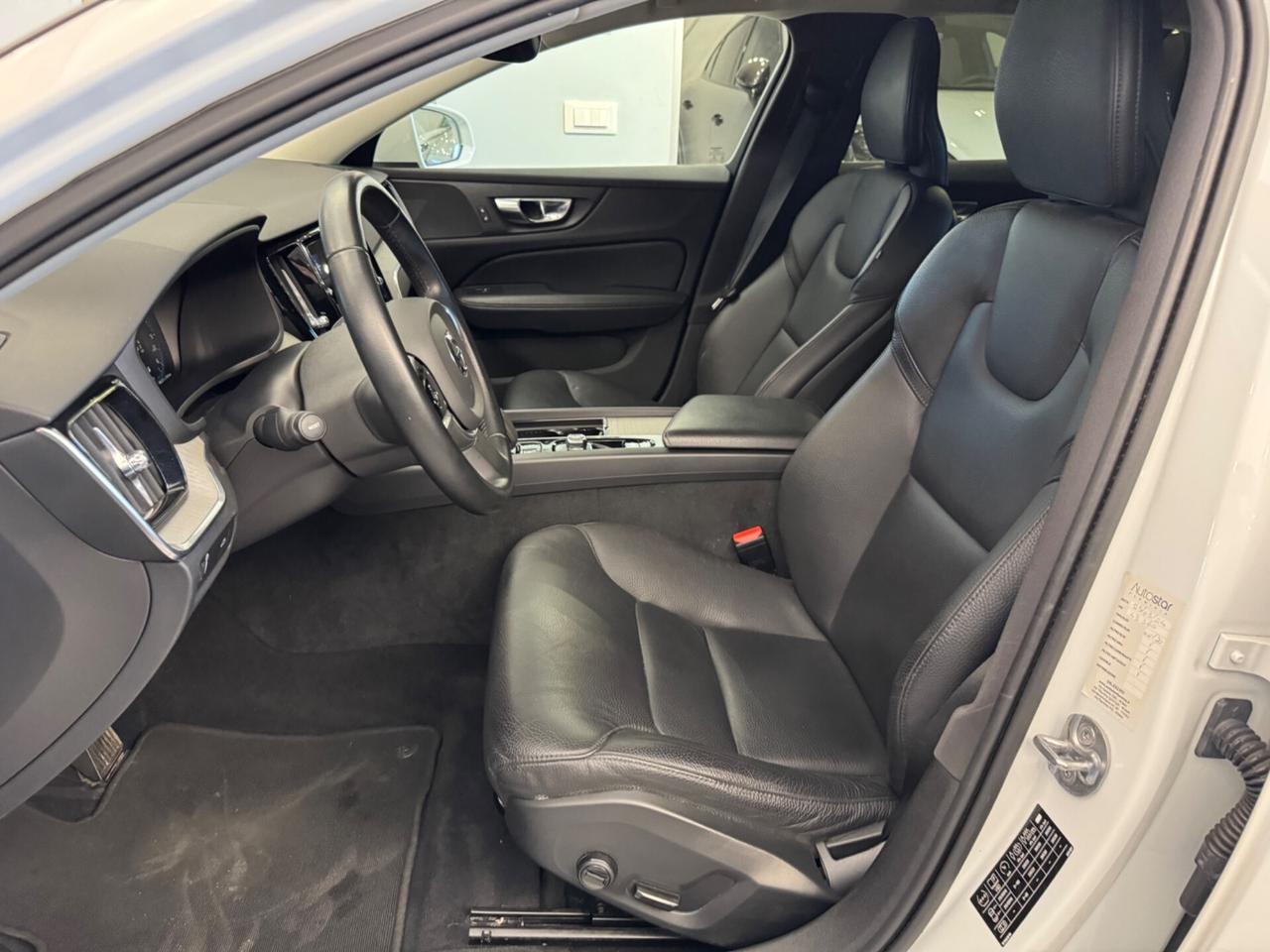 Volvo V60 Cross Country V60 Cross Country B4 (d) AWD automatico Ultimate