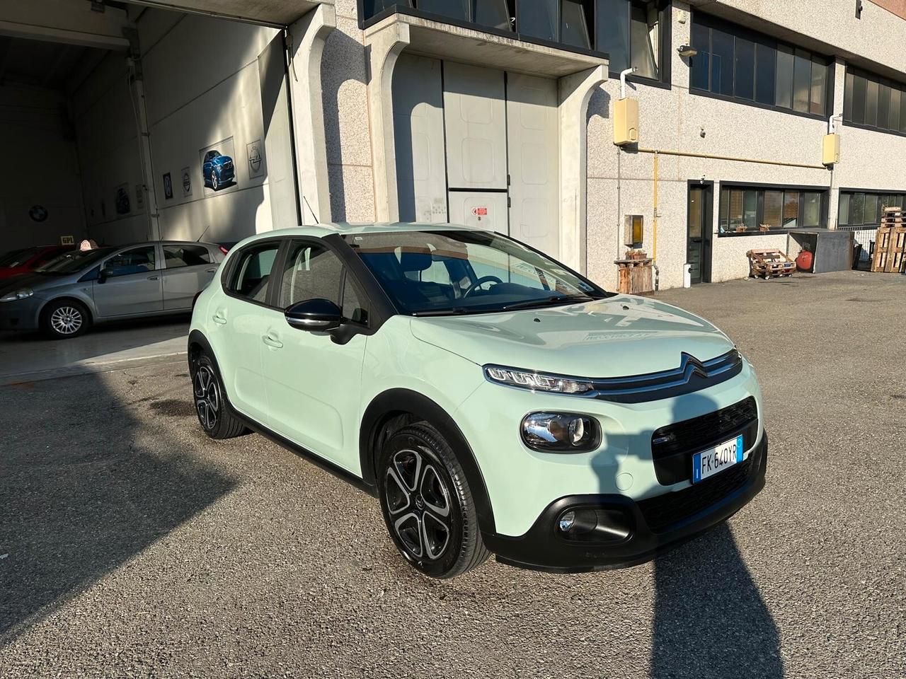 Citroen C3 PureTech 82 GPL Shine