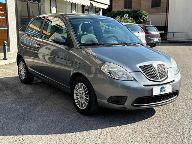 LANCIA Ypsilon 1.2 Platino
