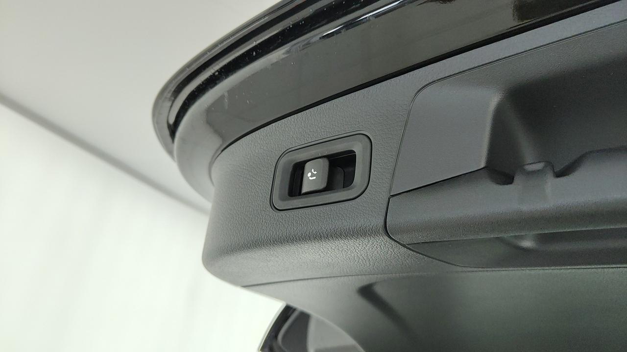 Mercedes-Benz GLA 200 d automatic