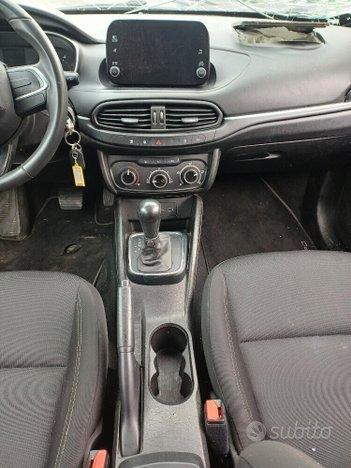 Fiat Tipo S.W 1.6 Mjt DCT Incidentata 2020