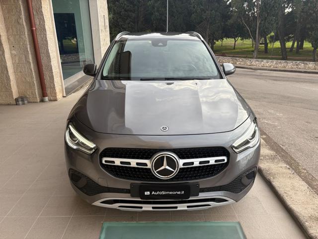 MERCEDES-BENZ GLA 180 d Automatic Business Extra