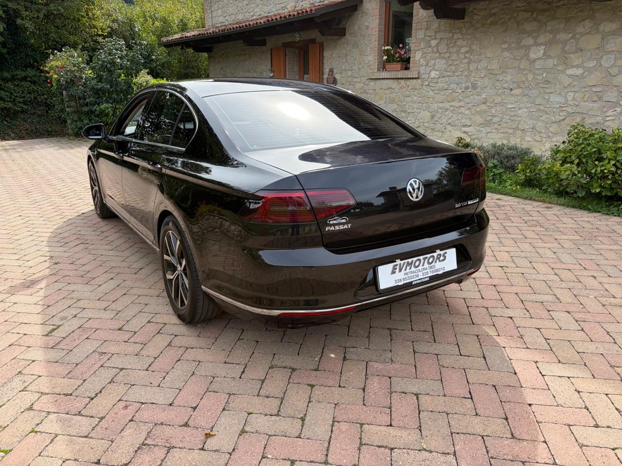 Volkswagen Passat 2.0 TDI 150 CV Highline BlueMotion
