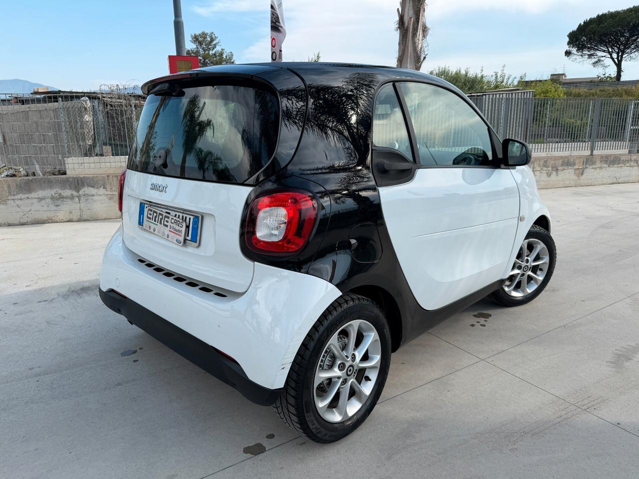 SMART FORTWO ANNO 2015 1.0 BENZINA 71 CV