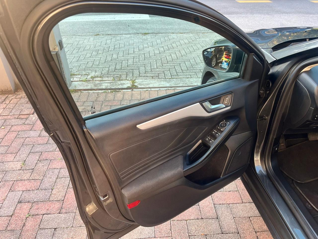 Ford Focus 1.5 EcoBlue 120 CV automatico SW ST-Line Co-Pilot
