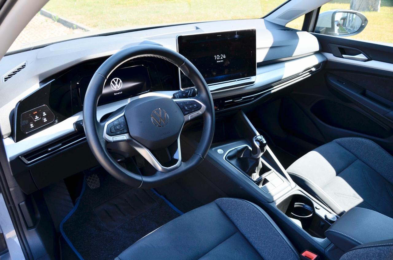 VOLKSWAGEN GOLF 8.5 1.5 TSI EDITION PLUS 115cv, GARANZIA UFF VW, UNICOPROP, UFF ITALIANA, EURO 6E, NAVI, RETROCAMERA, FARI LED, 18", PERMUTE