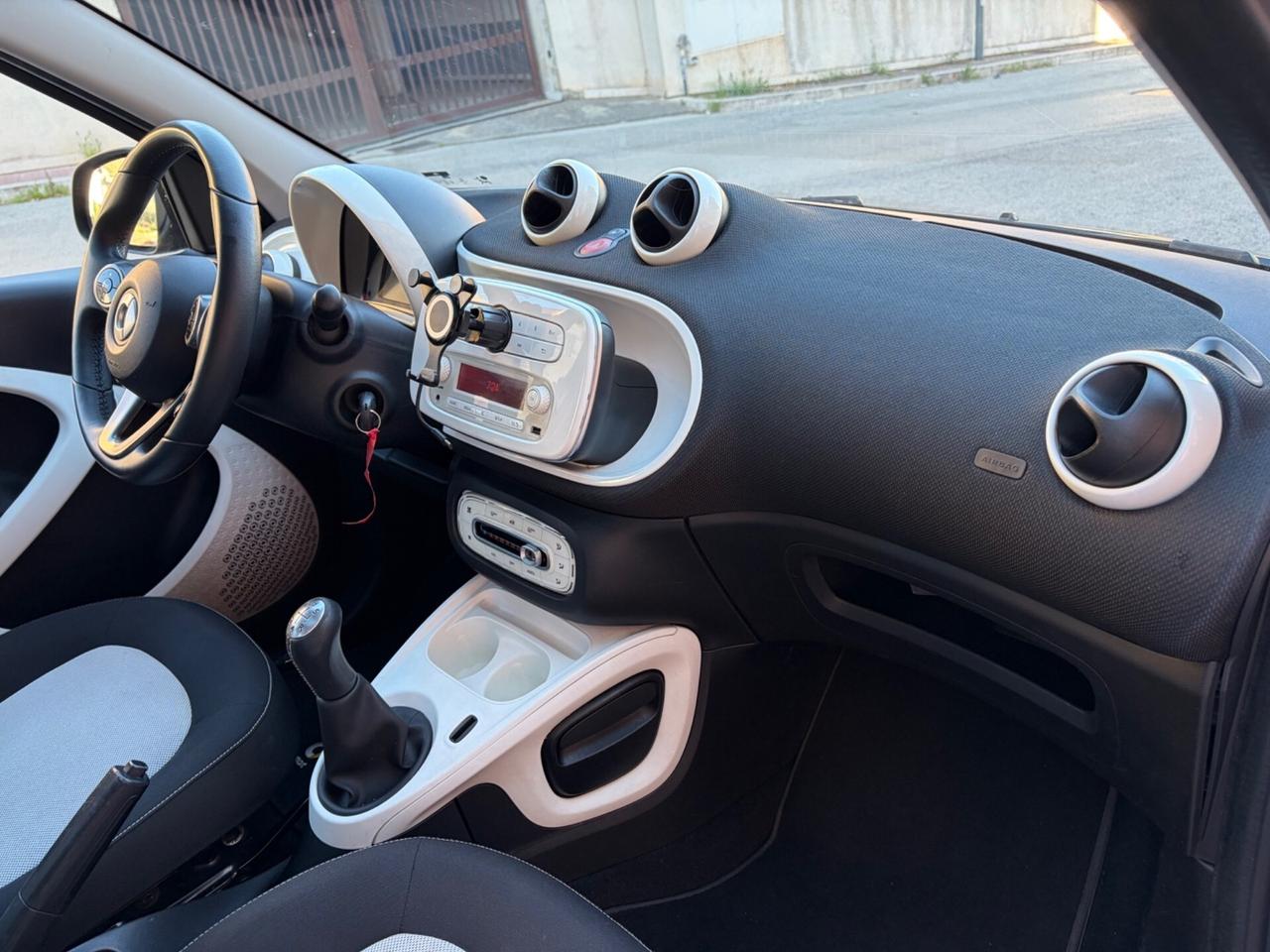 Smart ForFour 70 1.0 Passion ideale per neopatenta