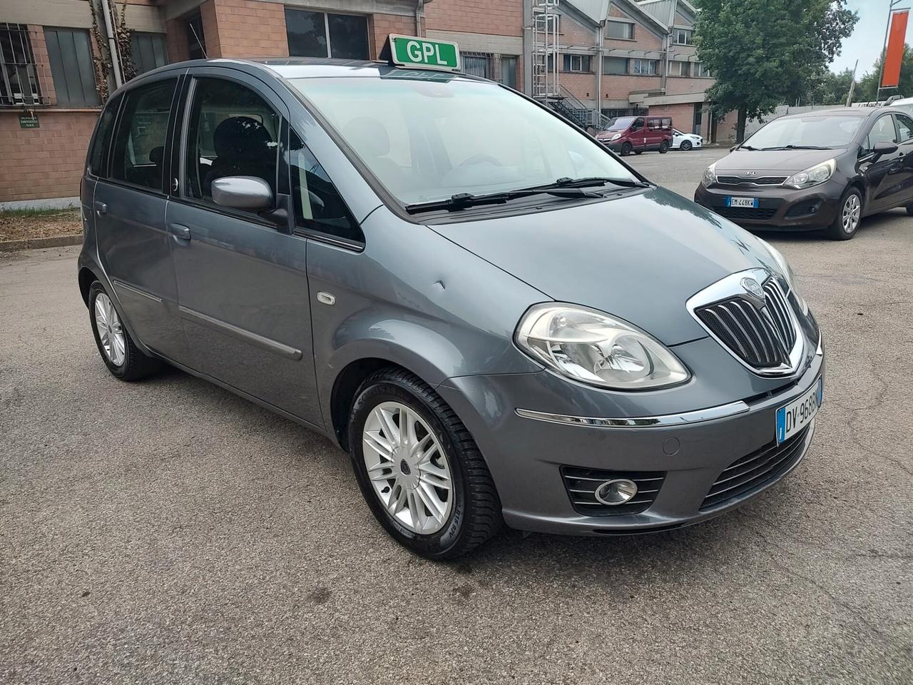 Lancia MUSA 1.4 16V Platino ECOCHIC, BENZINA\GPL, OK NEOPATENTATI, GARANZIA L.12 MESI