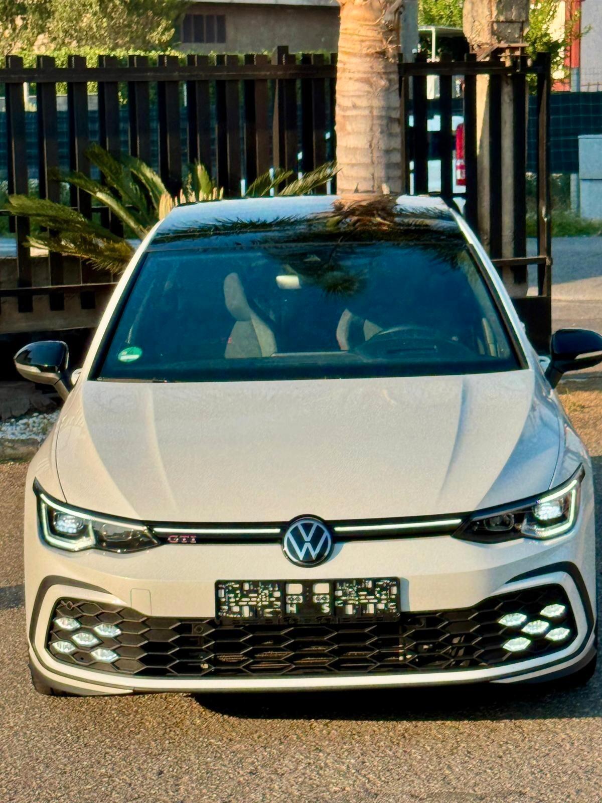 Volkswagen Golf GTI 2.0 TSI DSG