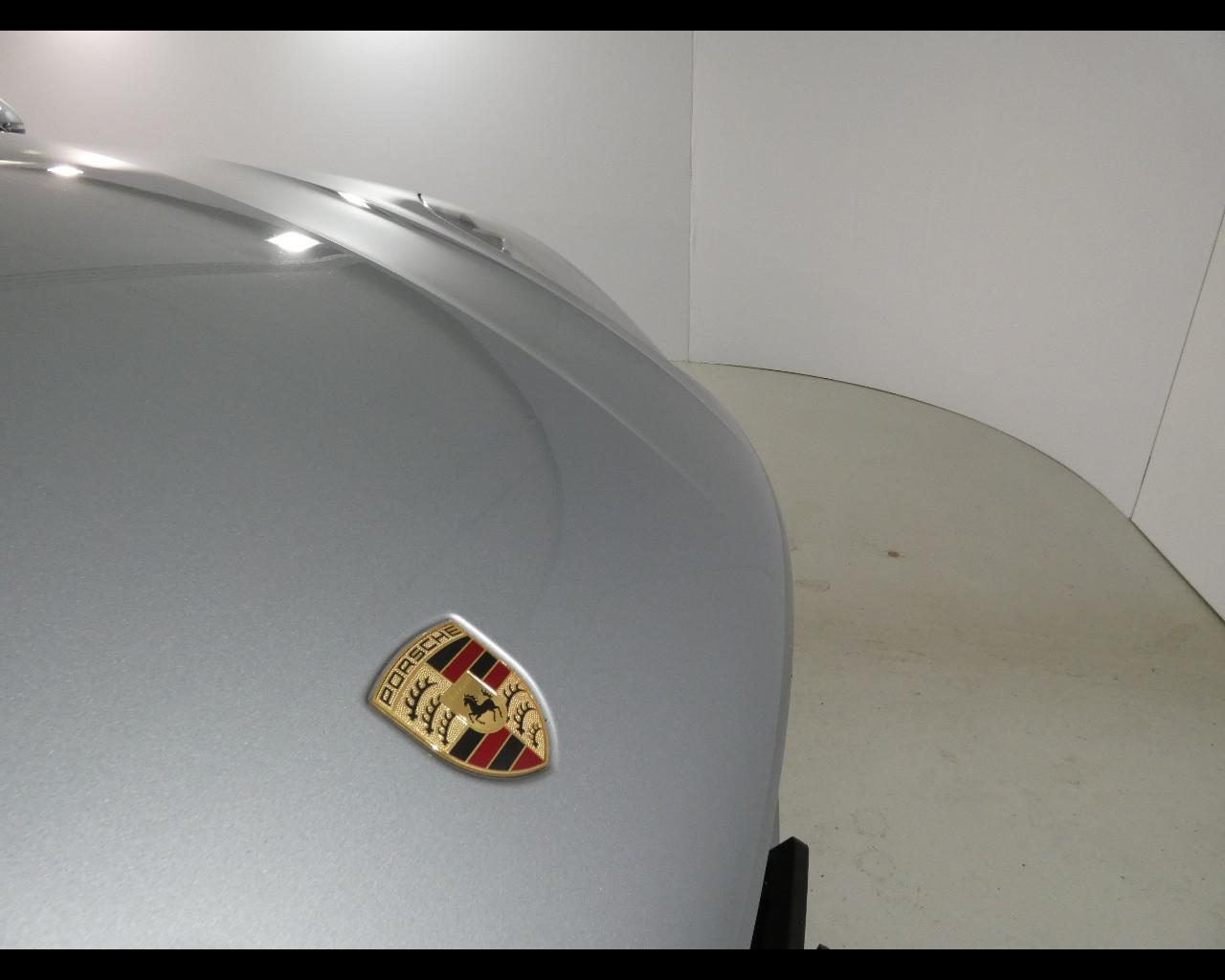 PORSCHE Macan - 2.0
