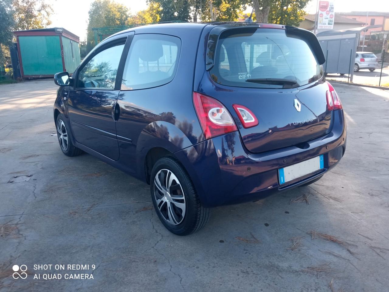 Renault NEW Twingo night&Day