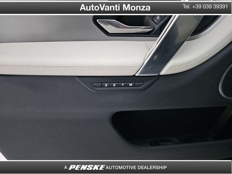 Land Rover Discovery Sport Discovery Sport 2.0d td4 mhev R-Dynamic SE awd 204cv auto