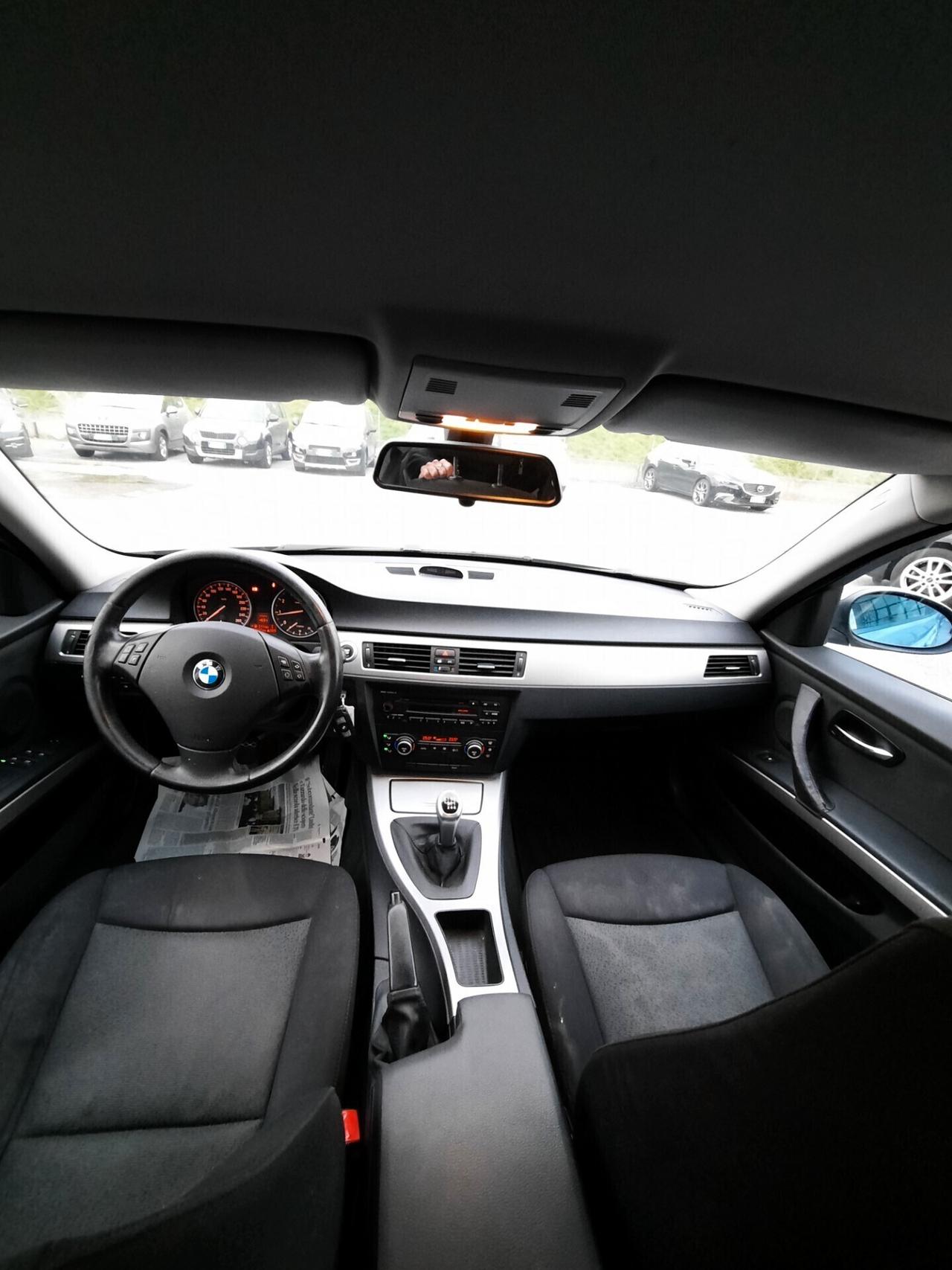 Bmw 320 320i cat Attiva