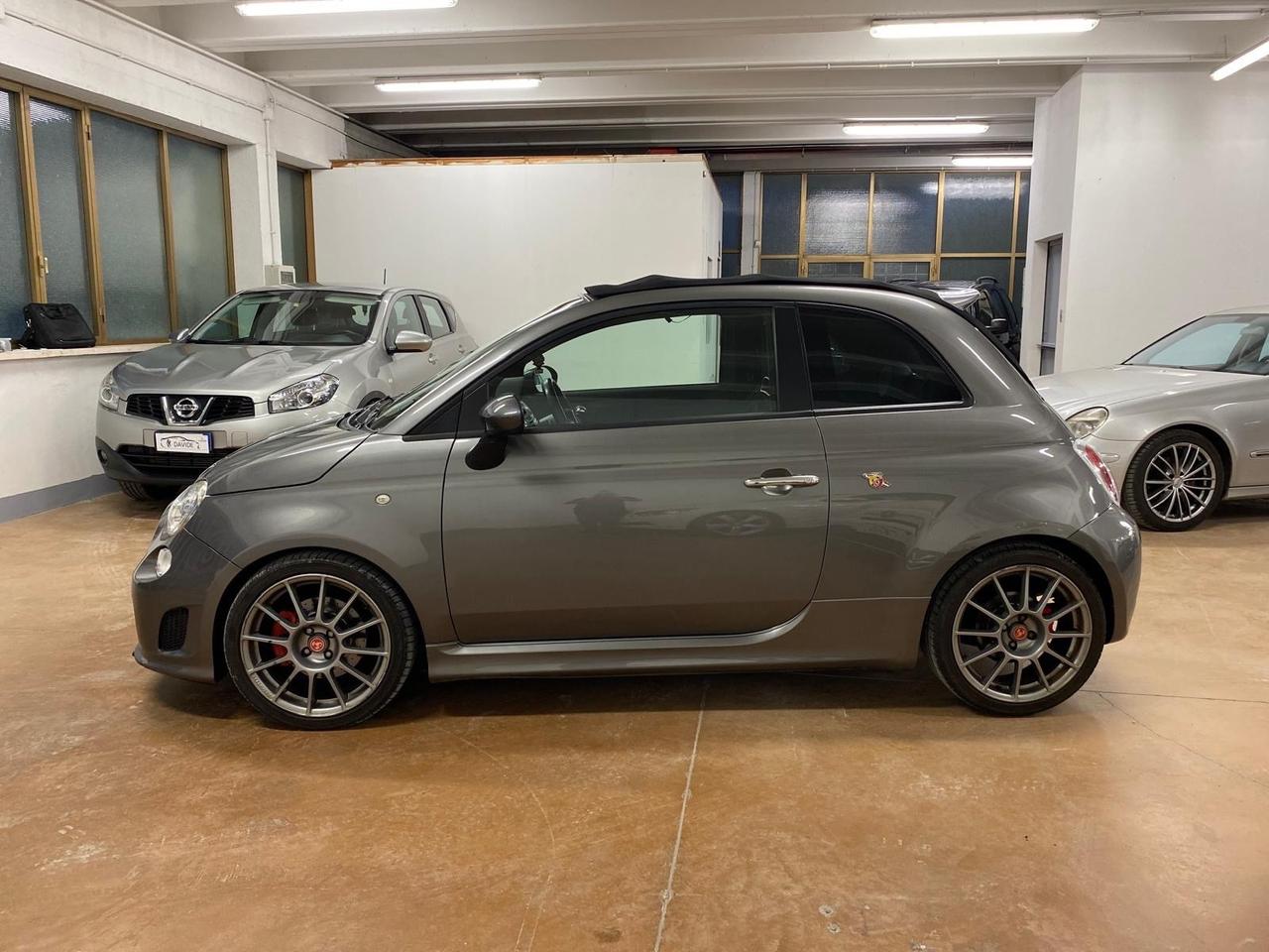 Abarth 500 C 1.4 Turbo T-Jet MTA essesse