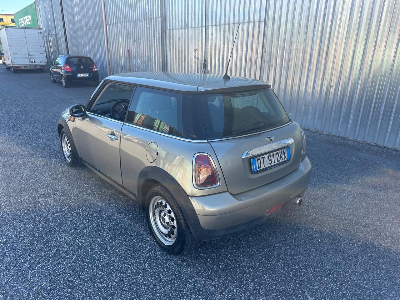 Mini 1.4 16V One Pepper solo 120 mila km