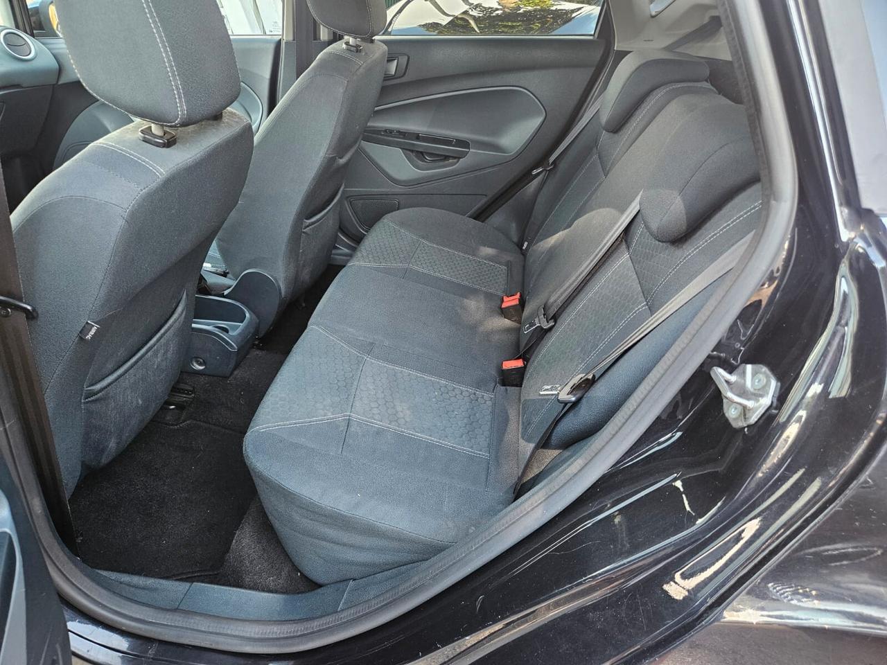 Ford Fiesta 1.2 Titanium 2010