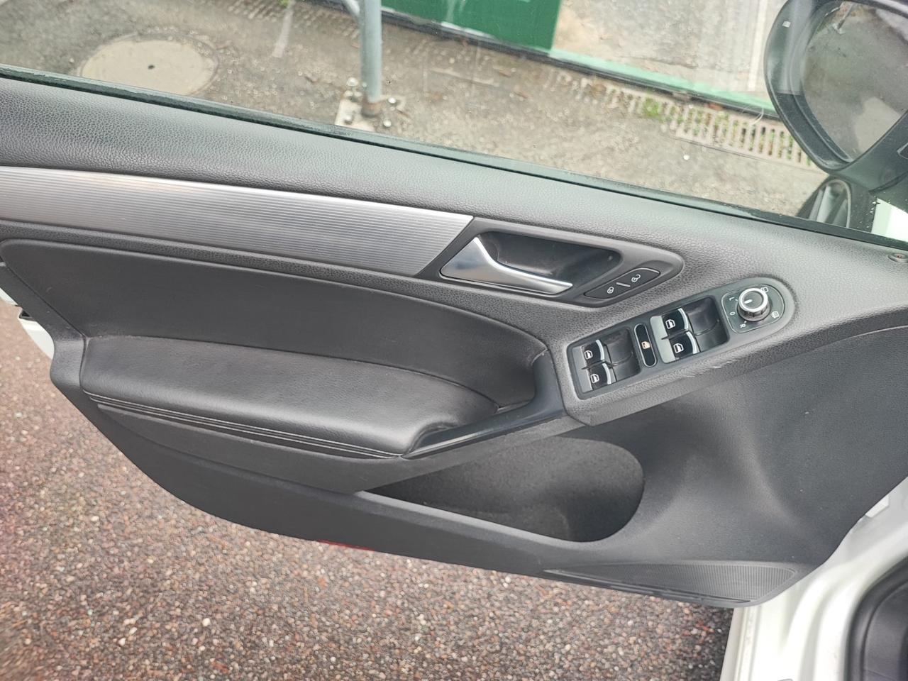 Volkswagen Golf 2.0 TSI 4mot. DSG 5p. R