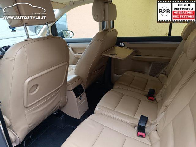 VOLKSWAGEN Touran 1.6 TDI DSG Comfortline