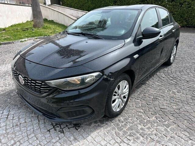 Fiat Tipo 1.4 T-Jet 120CV GPL 4 porte Easy