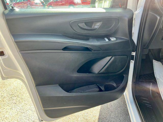 MERCEDES-BENZ Vito 1.6 CDI 88 CV PC Mixto Compact 5 POSTI