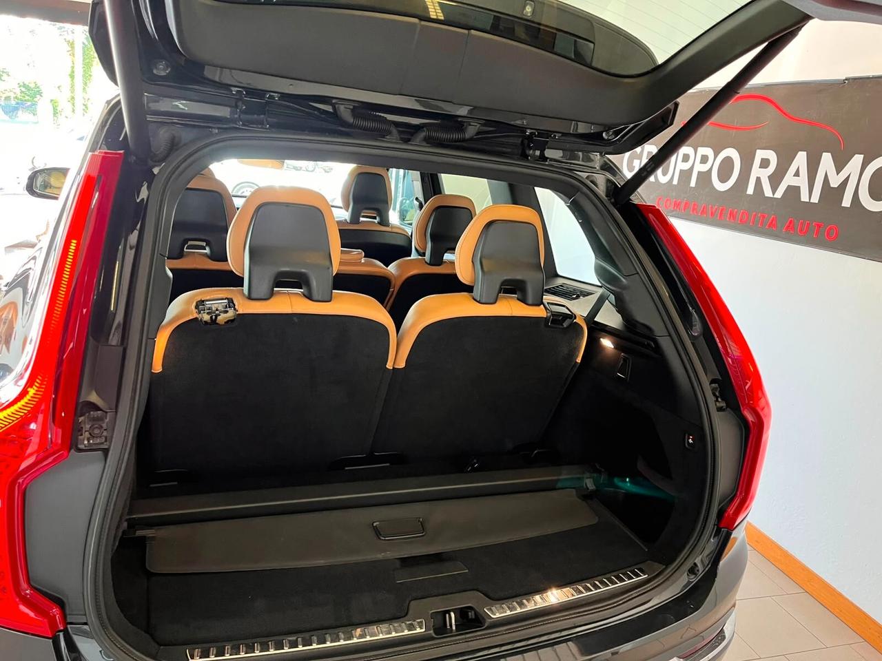 Volvo XC 90 XC90 D5 AWD Geartronic 7 posti Inscription