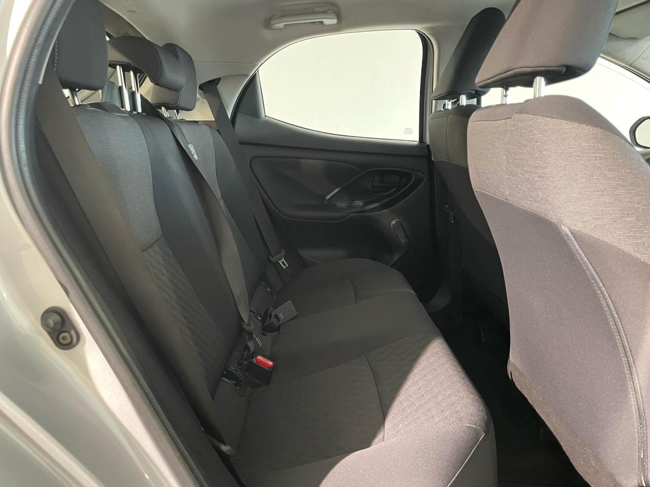 Toyota Yaris 1.0 5 porte 72CV NEOPATENTATI