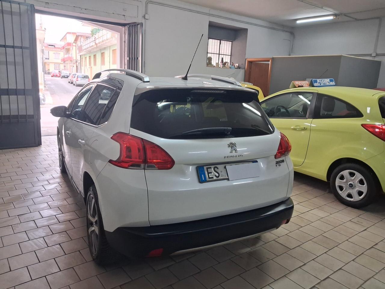 Peugeot 2008 1.6 e-HDi Allure Tetto / Nav/ 2013 unico prop