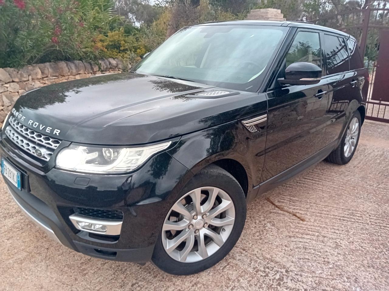 Land Rover Range Sport 3.0 TDV6 HSE Dynamic