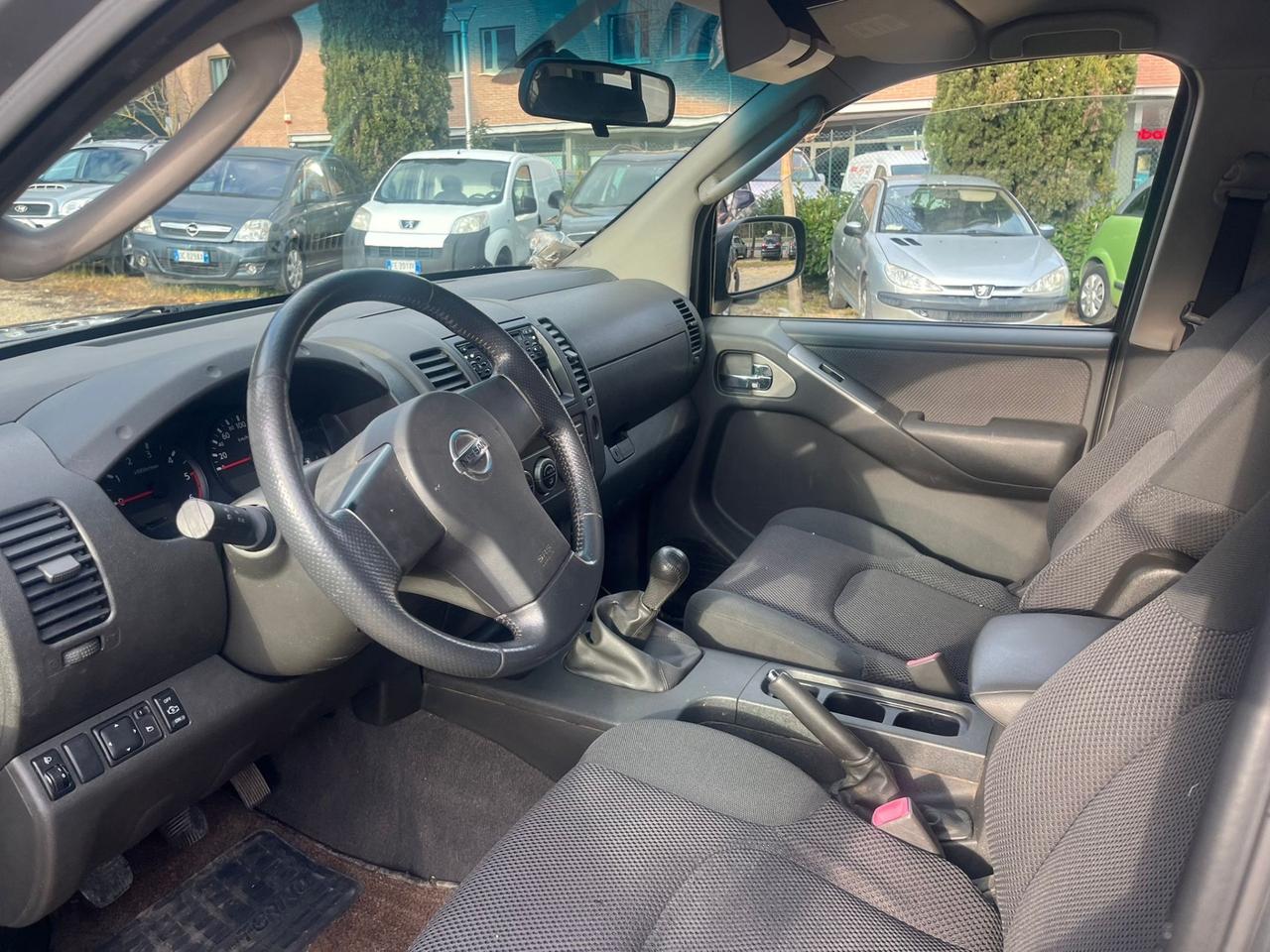 Nissan Navara 2.5 Diesel - 4x4