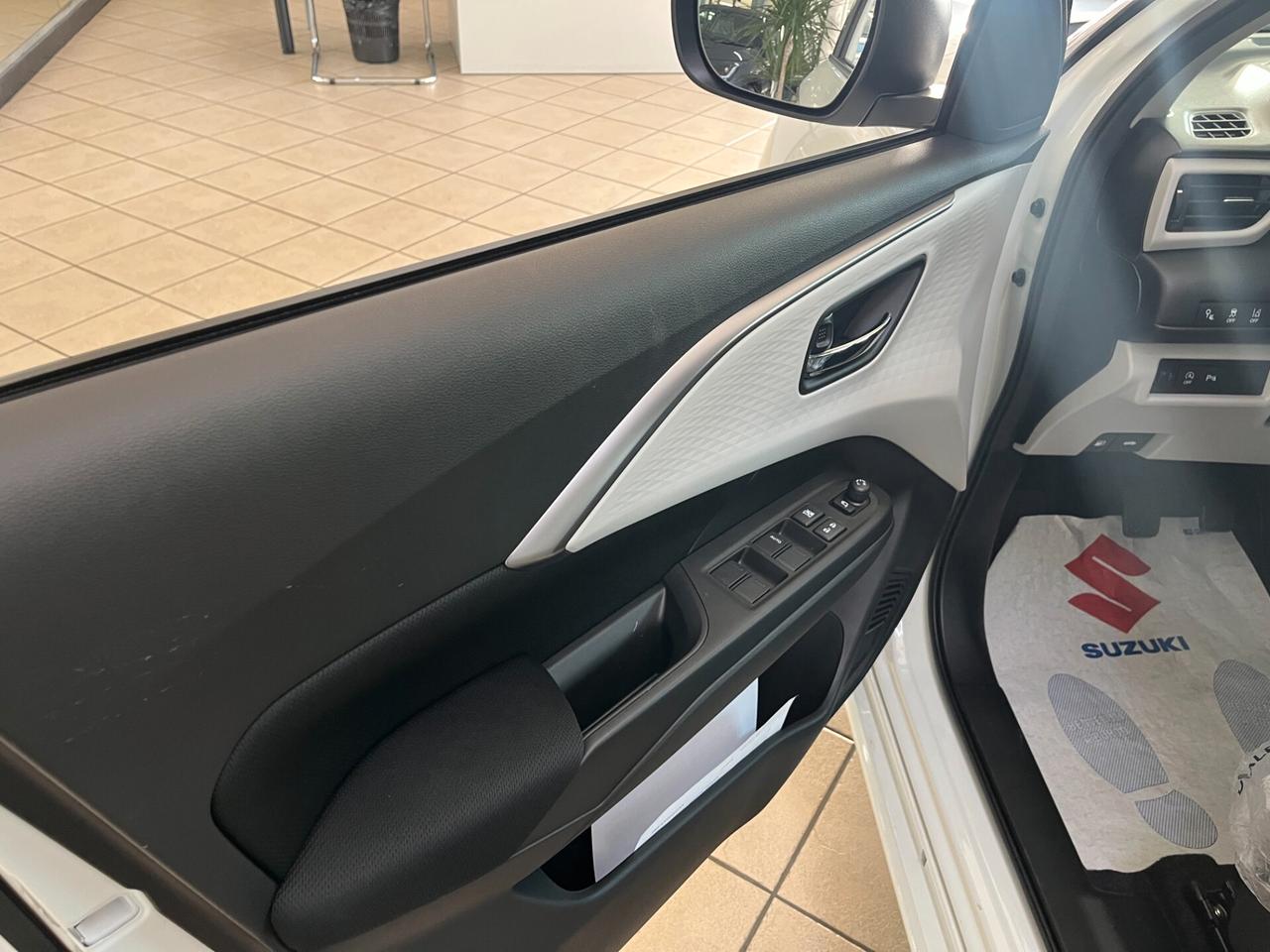 SUZUKI SWIFT 83CV HYBRID TOP My2026 PROMO