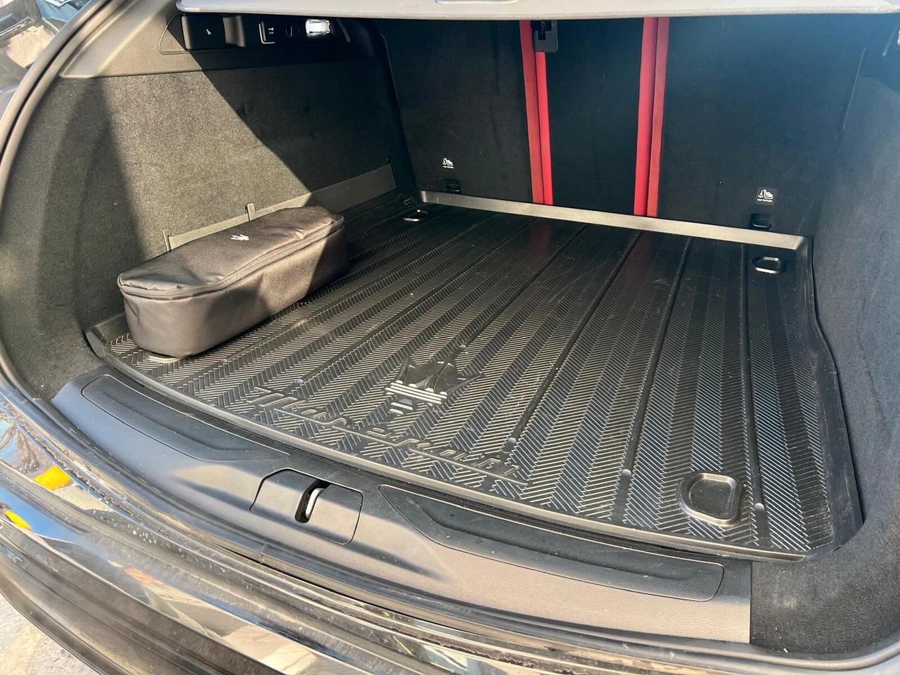 MASERATI GRECALE MHEV 330cv AWD MODENA