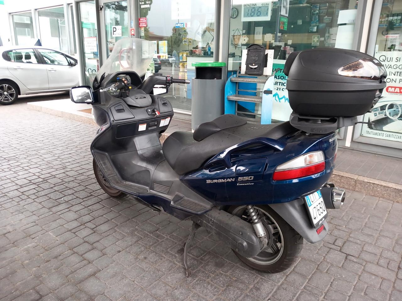 SUZUKI BURGMAN 650