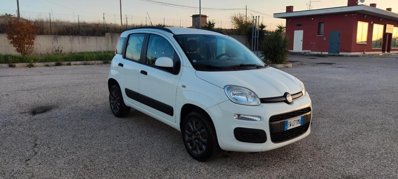 Fiat Panda 0.9 TwinAir Turbo Natural Power Lounge