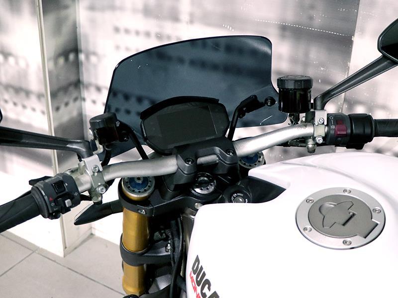 Ducati Monster 1200 S