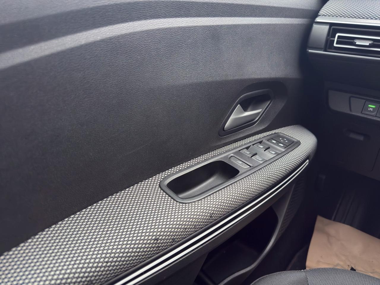 Dacia Jogger 1.0 TCe GPL 100 CV 7 posti Extreme