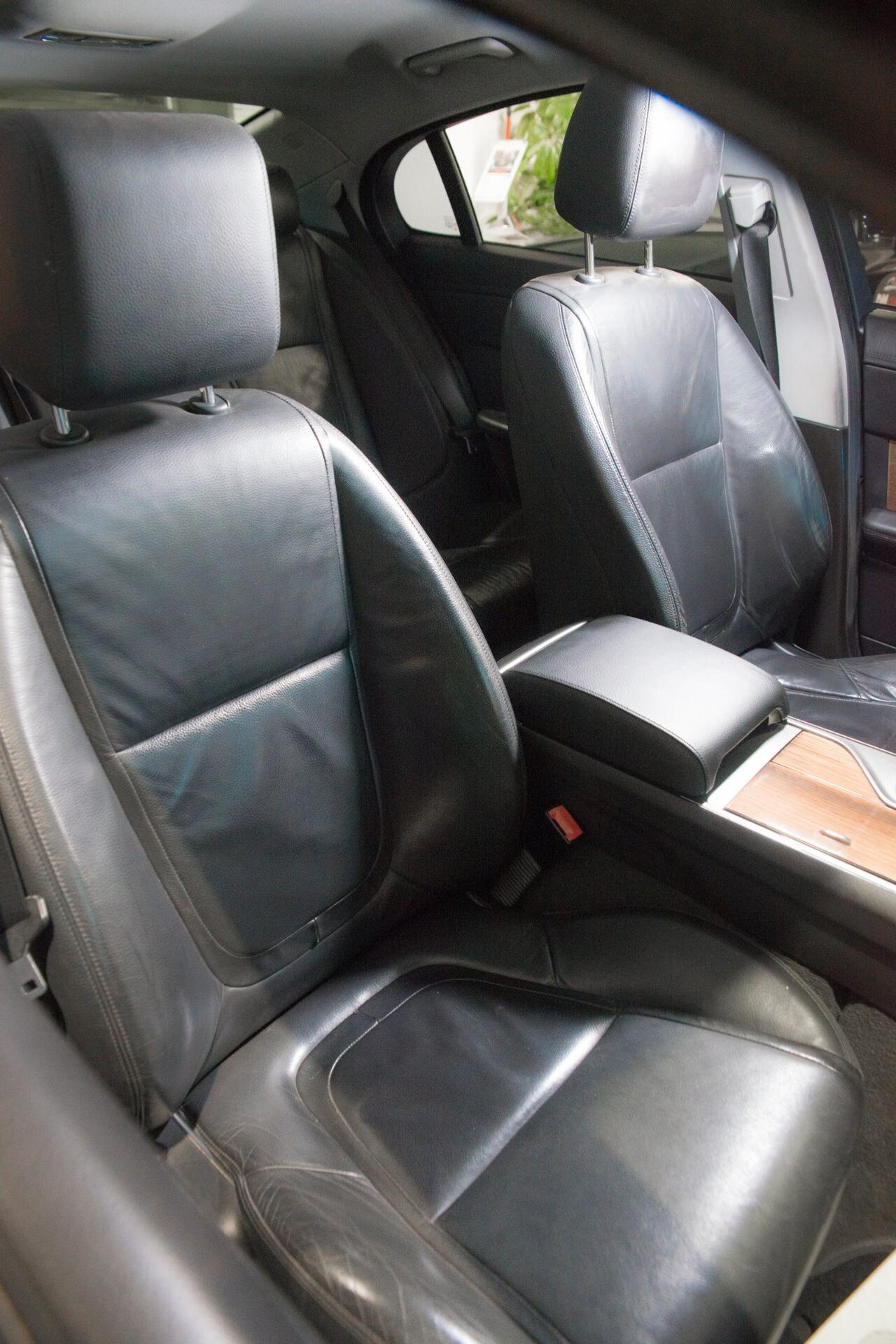 JAGUAR XF 2,2 D LUXURY 190CV PELLE TOTALE NAVIGATORE CERCHI CAMBIO AUTOMATICO