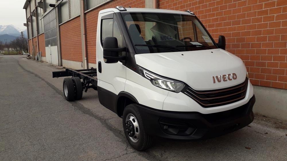 Carro attrezzi IVECO DAILY 35C18