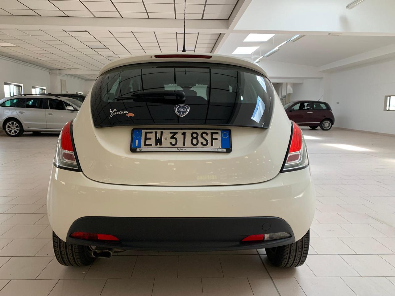Lancia Ypsilon 1.2 8v Elefantino ecochic Gpl 69cv