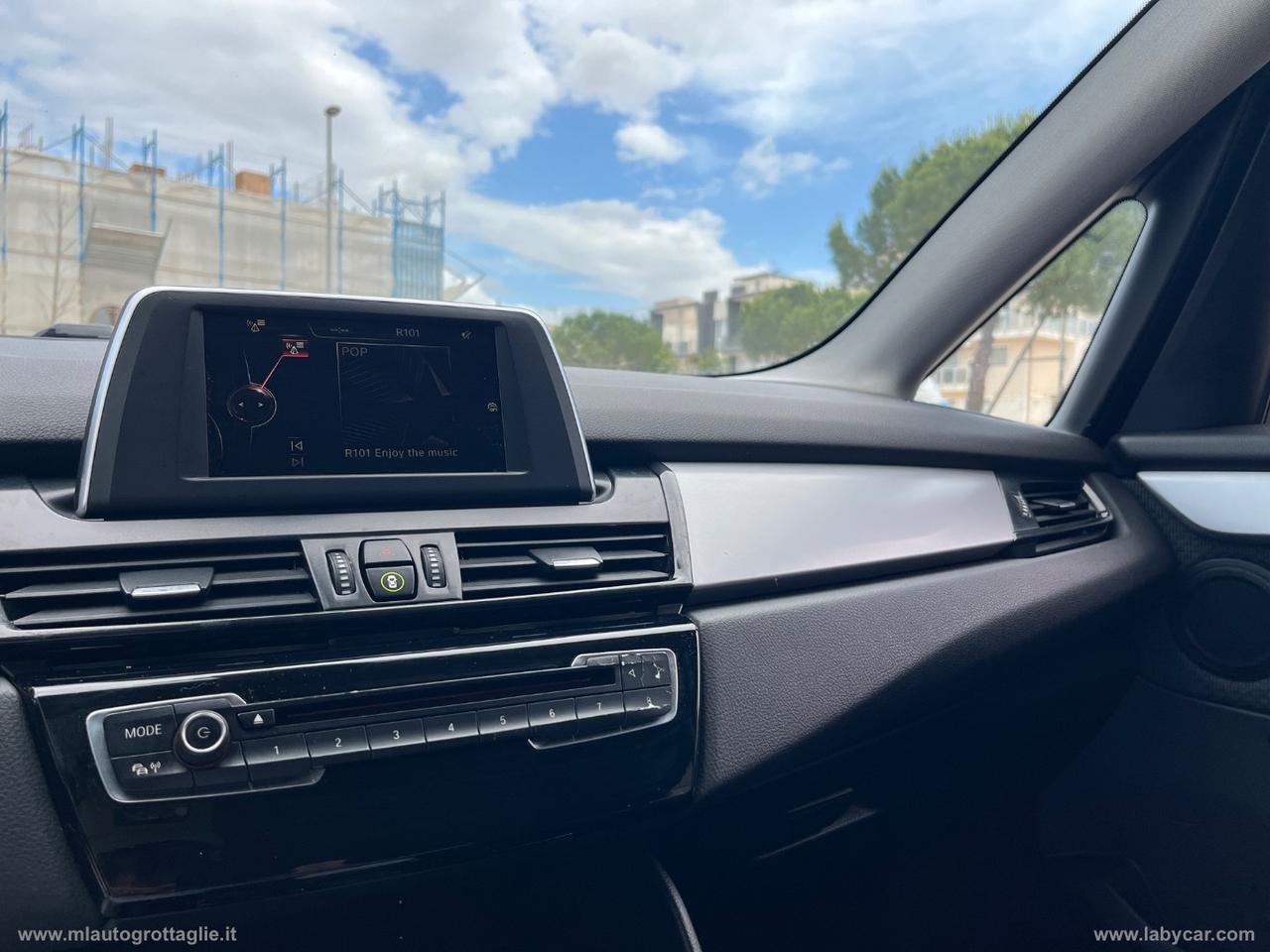 BMW 214d Active Tourer Advantage