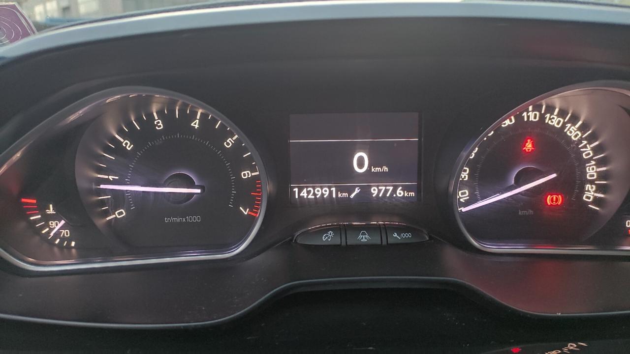 Peugeot 208 1.2 VTi 60KW 82CV 5 porte NEOPATENTATI - 2013