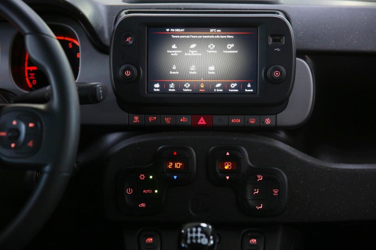 Fiat Panda Cross 1.0 FireFly Hybrid