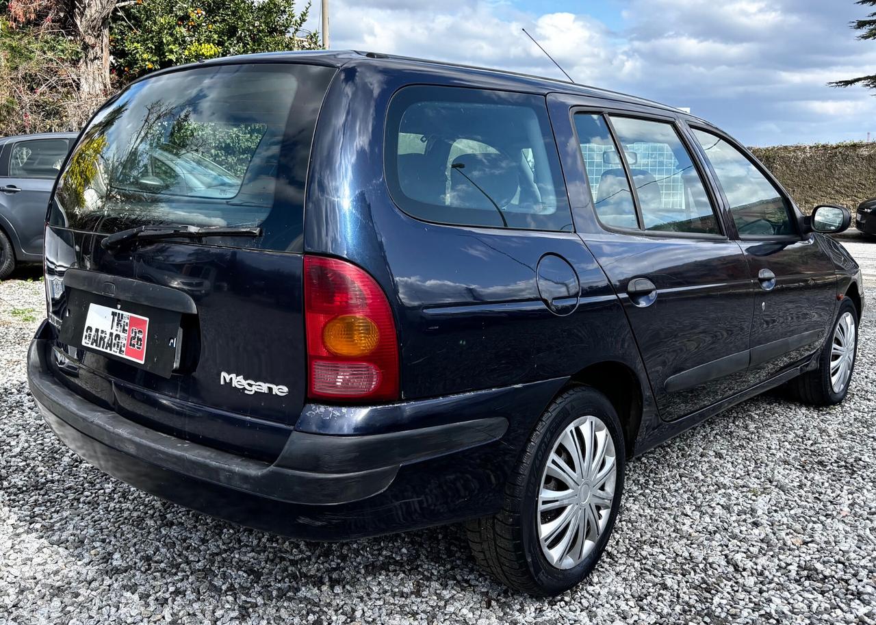 Renault Megane Mégane 1.9 dTi cat RXE