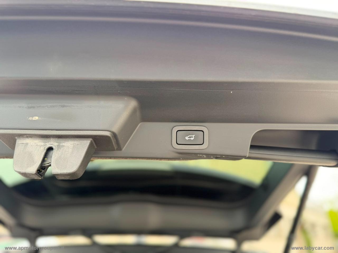 LAND ROVER Range Rover SPORT 3.0 TDV6 HSE
