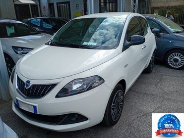 Lancia Ypsilon 1.0 FireFly 5 porte S&S Hybrid Gold