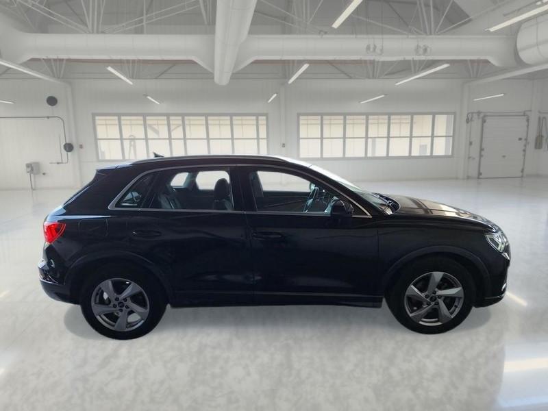AUDI Q3 35 TDI S TRONIC BUSINESS ADVANCED SUV