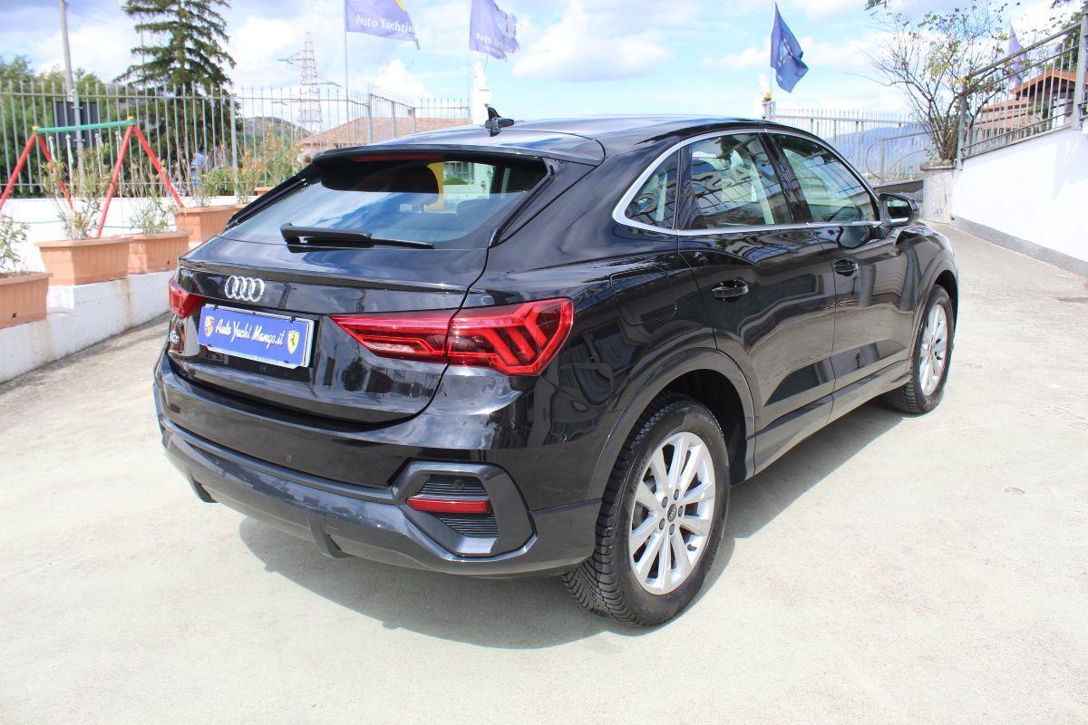 AUDI - Q3 Sportback - 35 TDI S Tronic Business Plus