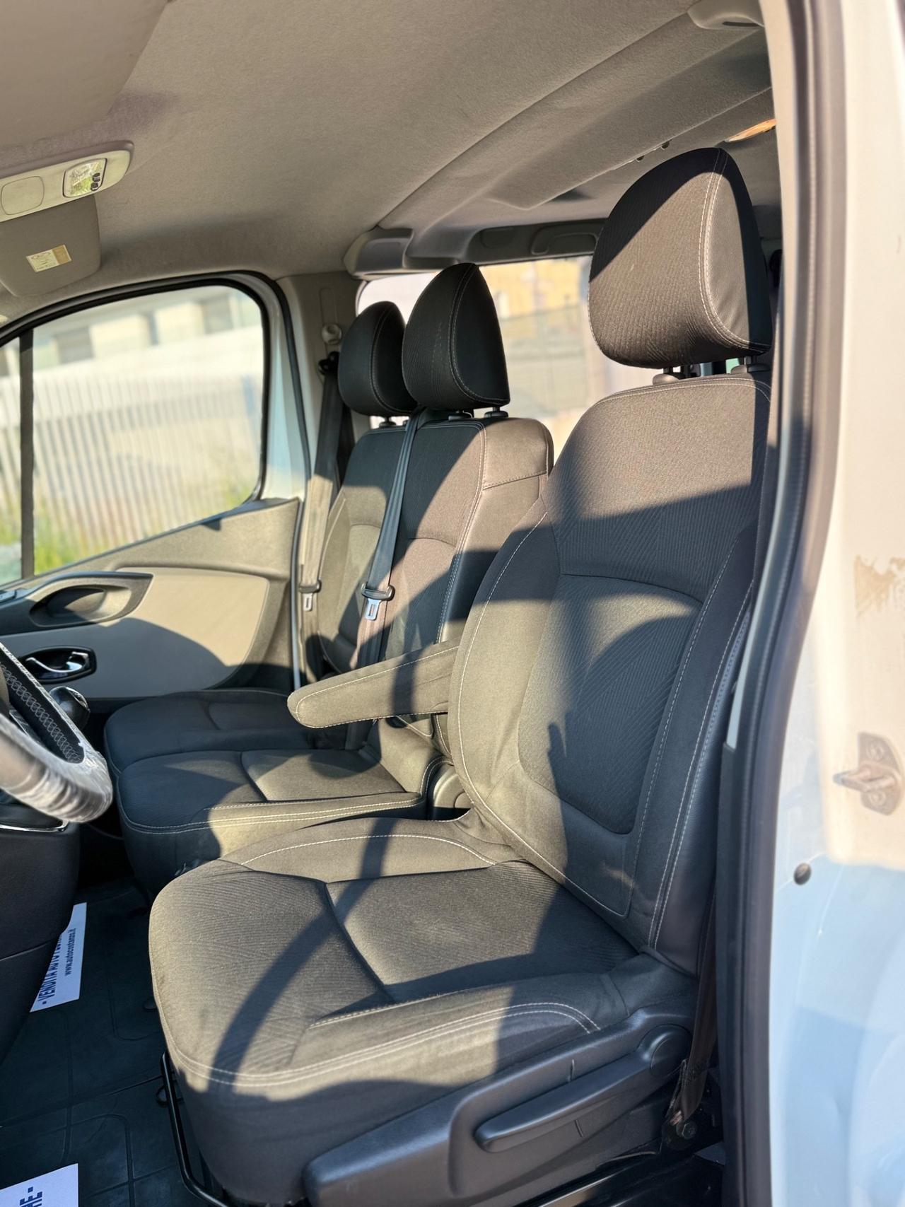Renault Trafic 1.6 DCi 125 cv Intens Heavy 9 Posti 12/2017