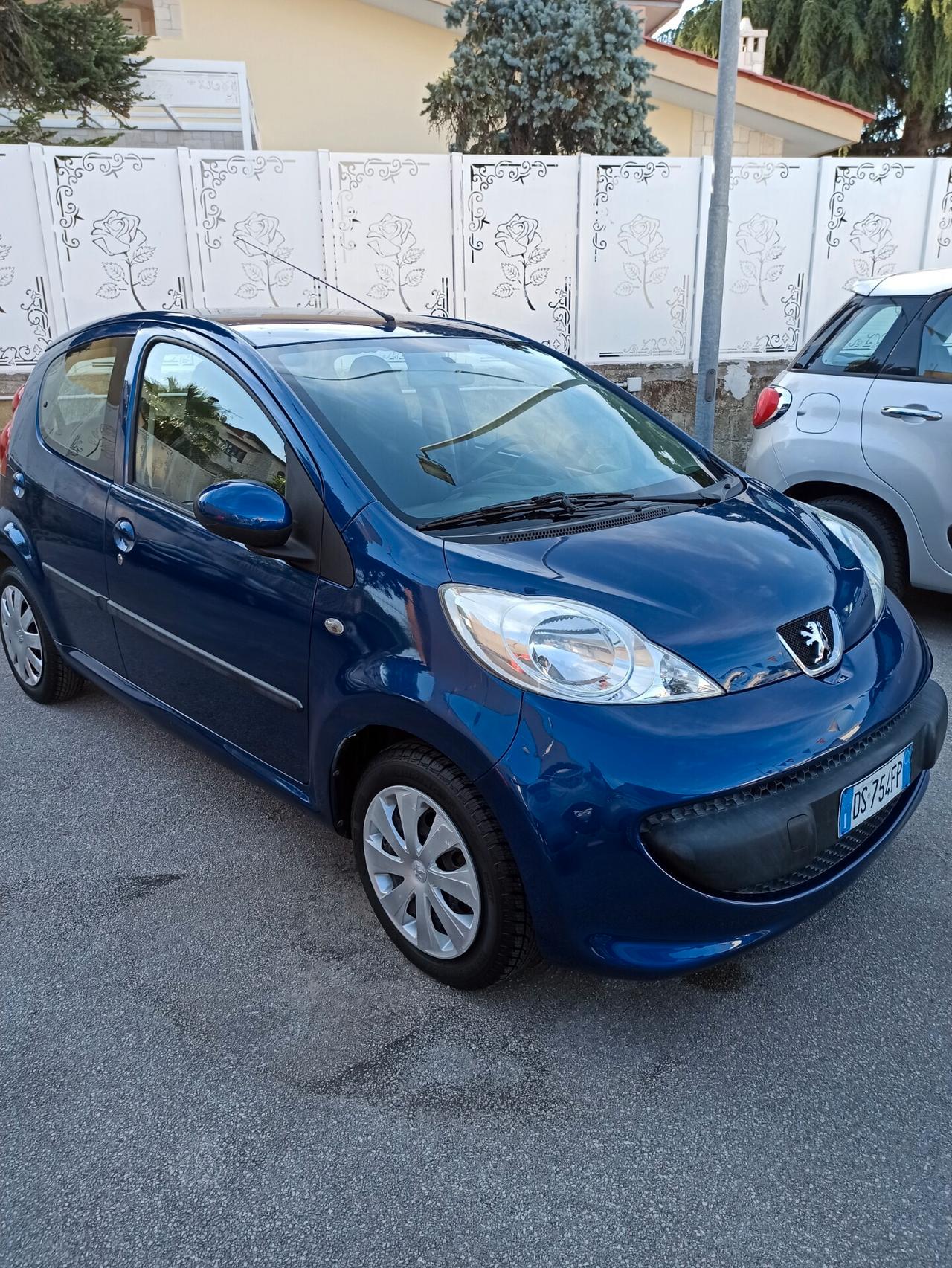 Peugeot 107 1.0 68CV 5p. Plaisir