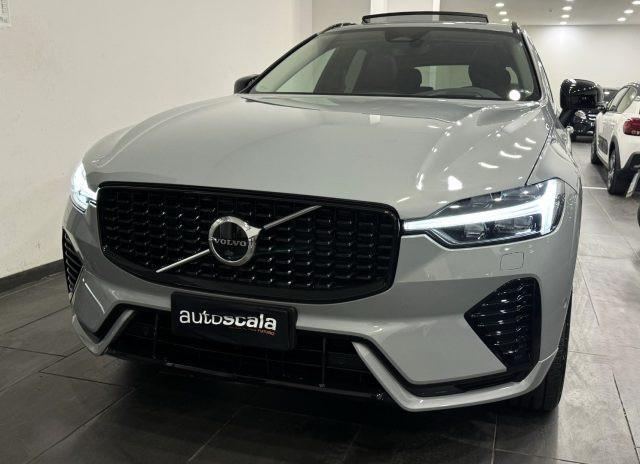 VOLVO XC60 T6 Plug-in hybrid AWD automatico Ultra Dark