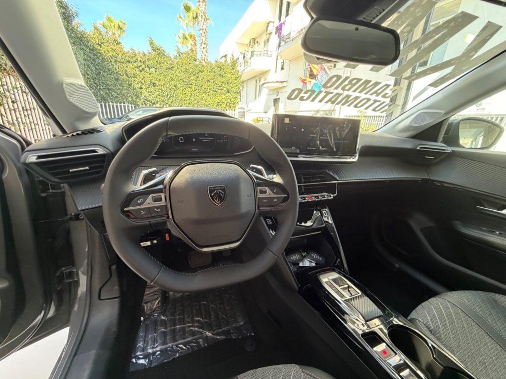 Peugeot 208 Hybrid 110 e-DCS6 Allure da 230,00 mensili ant.0